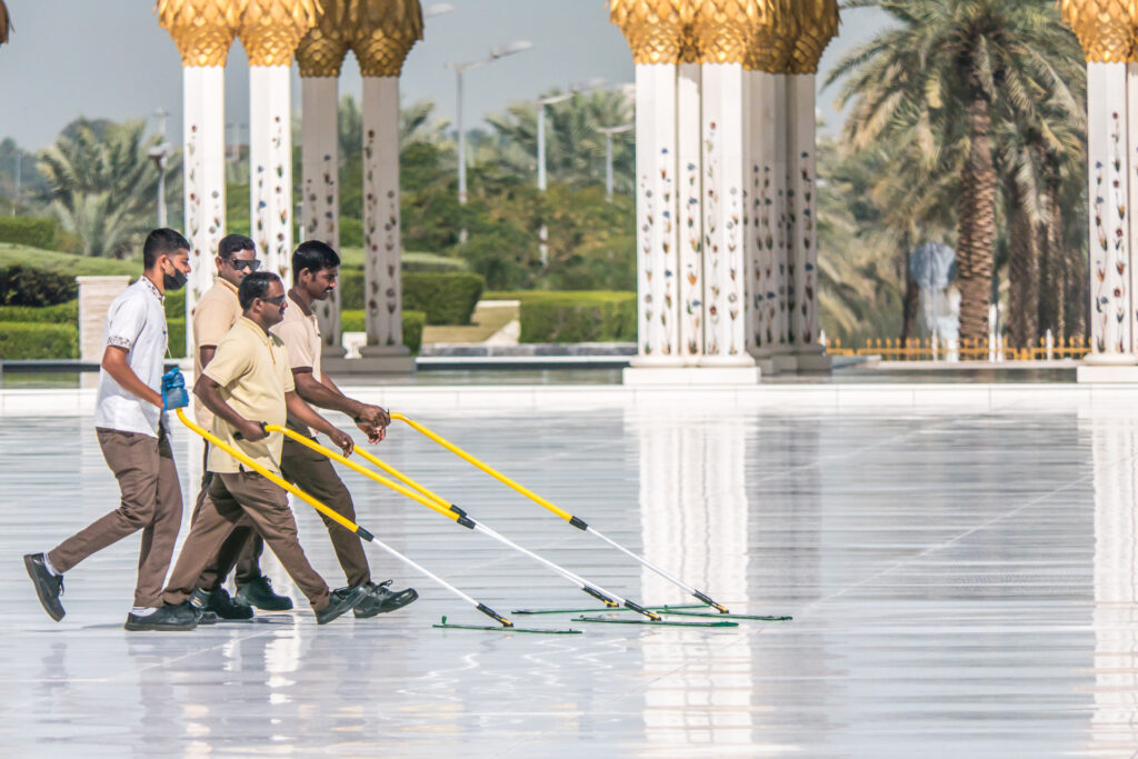 Grote Moskee van Abu Dhabi - netjes opgeblonken
